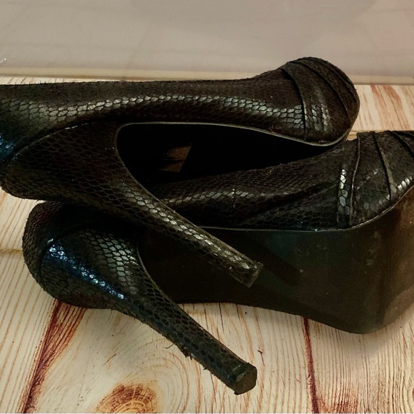 SEXY black heels - Picture 2 of 3